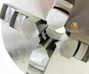 Esztergatokmány 100mm négy pofás