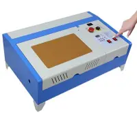 Lézergravírozó és vágó gép 40W CO2