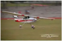 
            Sonic-Modell: Cessna 182 SkyLane V1 2.4GHz RTF (rozpiętość 140cm, klasa 500, silnik be