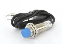 Induktív közelítéskapcsoló PNP Záró+Nyitó (NO+NC) 6-36VDC 18mm