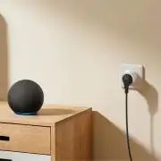 Power Plug H2 EU (RGB) – fogyasztásmérős okos konnektor, Zigbee, Thread, Bluetooth, Matter, fehér (SP-P05D)