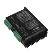 Bipoláris léptetőmotor vezérlő 5.6A 50V DM556