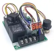 DC motor fordulatszám szabályzó kijelzővel, irányváltóval, PWM, 10...50V, 40A