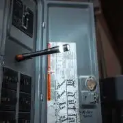 NEBO NEB-POC-1000-G Inspector 500+ zseblámpa, 500 lm - 20 lm, 8 üzemmód, Flex Power, Smart Power Control, IPX7, 750 mAh, mágneses