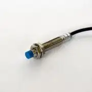 Induktív közelítéskapcsoló NPN Záró (NO) 5VDC 18mm