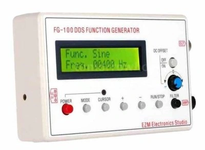 Digitális PWM jelgenerátor, állítható kitöltés és frekvencia