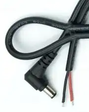 5.5 x 2.1mm DC Apa táp csatlakozó, 90°, könyök