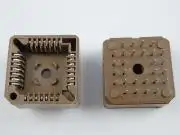 PLCC28 foglalat adapter