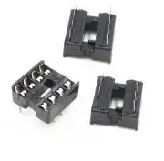 foglalat IC, DIP8