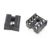 foglalat IC, DIP8